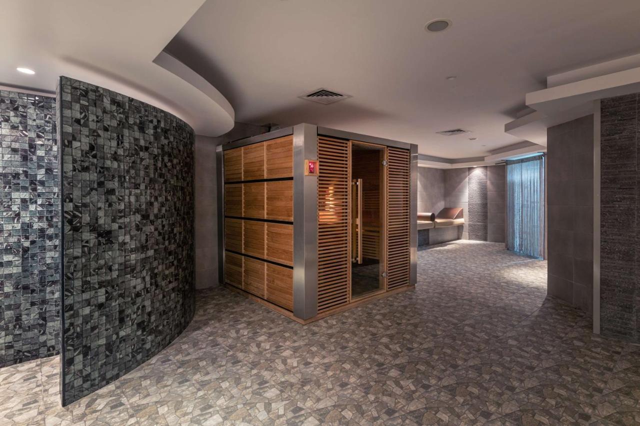 Radisson Blu Hotel, Kuwait Кувейт Екстериор снимка The spa at the InterContinental London The O2