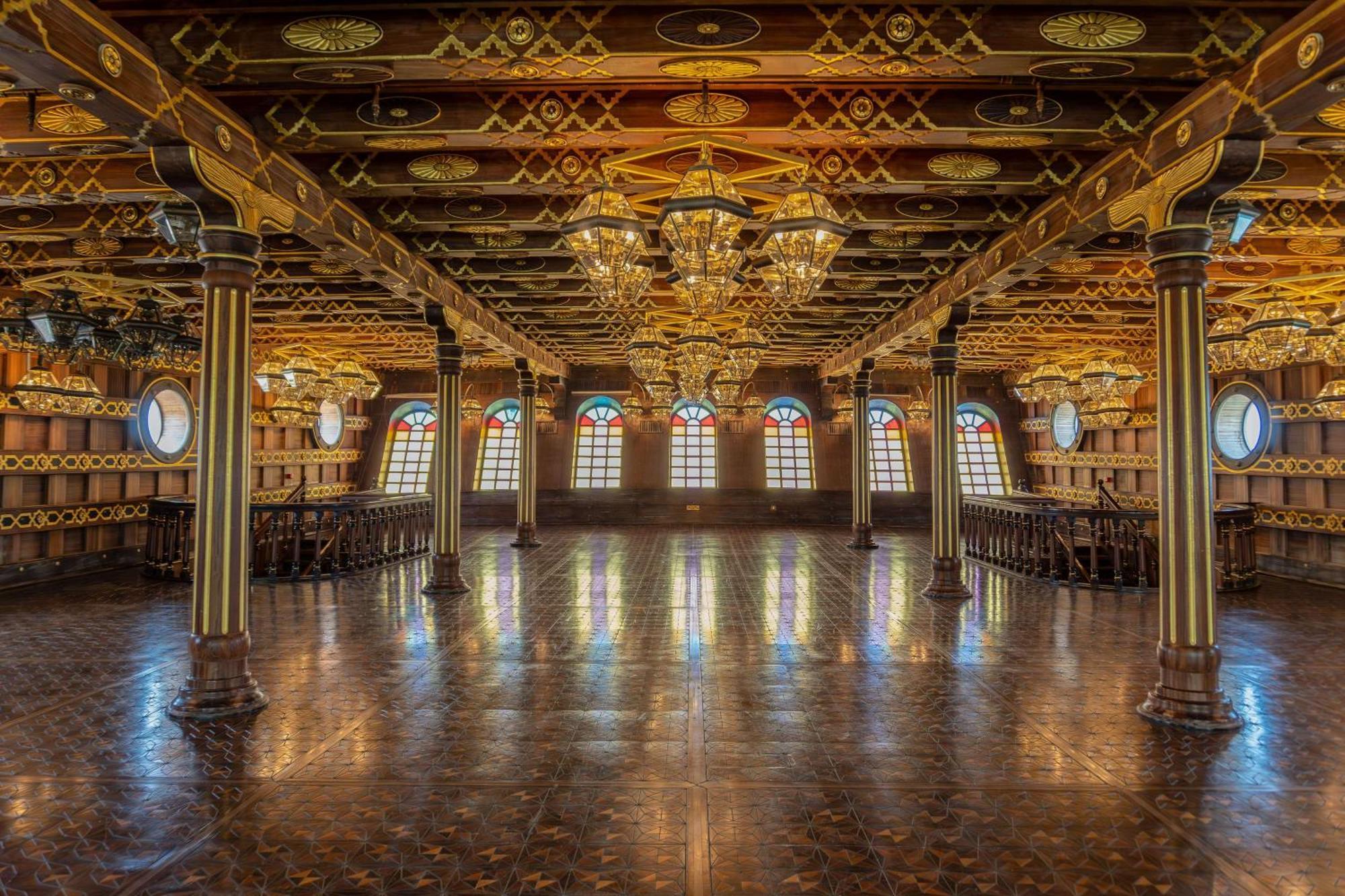 Radisson Blu Hotel, Kuwait Кувейт Екстериор снимка The ballroom